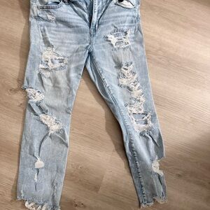 American Eagle Next Level Stretch Light Wash Distressed Women’s Jeans